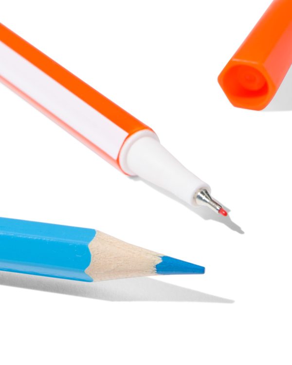 HEMA Oproletui Met 27 Stiften En (kleur)potloden