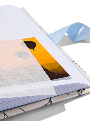 HEMA Fotoboek Met Strik 24x24.5 Papier Bloemen